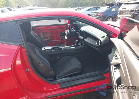 2017 Chevrolet Camaro 1Ss из США, поврежденный, VIN 1G1FF1R71H0199837